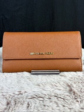 Michael Kors Jet Set Travel Large Trifold Wallet - Luggage Crossgrain Leather